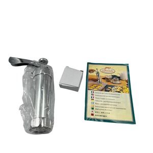 Schule Biscuits Vintage Stainless Steel Cookie Press NEW Holiday 19 Disks Pastry